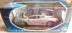 ORJİNAL MAİSTO MARKA PRESTİJ SOLİDOS SERİSİ 1/18 ÖLÇEKLİ 1992 MODEL JAGUAR XJ220  DIECAST MODEL ARABA