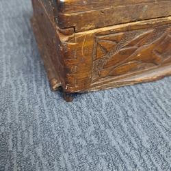 Antika ahşap kutu