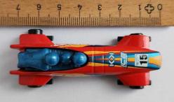 *** MATTEL HOT WHEELS 2014 METAL MODEL ARABA. YARIŞ ARABASI-ICE STORMER-KIRMIZI. YENİ GİBİ İKİNCİ EL.