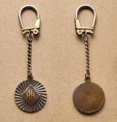 *** AKBANK ESKİ ANAHTARLIK-METAL.