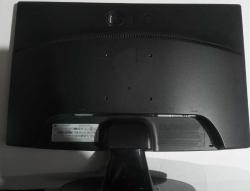 LG W1943SS-PF 19 inç LCD WS VGA Monitör (İyi görüntü , İkinci El)