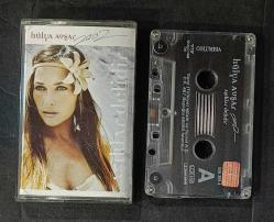 HÜLYA AVŞAR * 2002 * AŞIKLAR DELİDİR * KASET