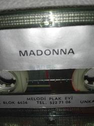 Kaset Madonna like a virgin albümü. Orijinal. Dönem Kağıt Baskı. Kaset ve kartonette yazı var. Sorunsuz çalışıyor