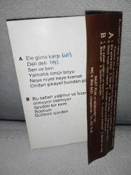 Kaset MFÖ Mazhar Fuat Özkan ele güne karşı yapayalnız albümü. Orijinal 1984 balet plak dönem Kağıt Baskı. Sorunsuz çalışıyor