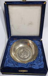 TÜRK KARA KUVVETLERİ KOMUTANLIĞI MADALYONLU PLAKETİ ÖZEL KADİFE KUTUSUNDA