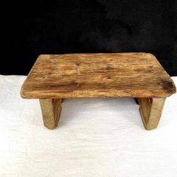 Nostaljik Ahşap El Oyması Banyo Taburesi