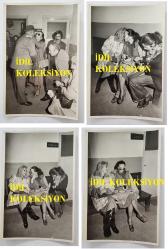 RÜÇHAN ÇAMAY ve YEŞİLÇAM'IN UNUTULMAZ OYUNCUSU LEYLA SAYAR'IN ORİJİNAL 25'Lİ AJANS-BASIN FOTOĞRAFI SETİ - 18 x 12 cm EBADINDA - 1980 YILINDA LEYLA SAYAR ve RÜÇHAN ÇAMAY'IN BİR GRUP TARAFINDAN POLONEZKÖY'DE FİDYE İÇİN KAÇIRILMALARI OLAYINDA YÜRÜTÜLEN KURTARMA OPERASYONU ve SONRASINDAKİ ADLİYE SÜRECİNDE ÇEKİLMİŞ 25 FARKLI KARE.  RÜÇHAN ÇAMAY'I KIZI MELİKE DEMİRAĞ ADLİYEDE YALNIZ BIRAKMADI. ESKİ BİNİCİ ve SÜVARİ YÜZBAŞISI ORHAN ÇETİNKOL, OLAY SIRASINDA KAÇIRAN GRUP TARAFINDAN VURULARAK YARALANDI... NİSAN 1980 (AÇIKLAMAYI OKUYUNUZ)