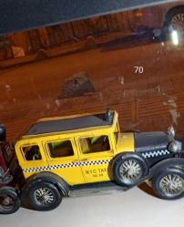 Antika N.Y.C. Taksi Metal Model Araba