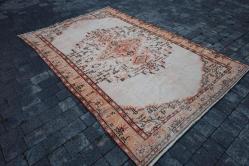 EL DOKUMA VİNTAGE HALI 180 CM X 275 CM