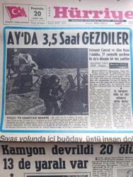 Hürriyet Gazetesi - Turkish Newspaper - 20 Kasım 1969 - Ay'da üç buçuk saat gezdiler - astronot Conrad ve Alan Bean 1 dakika 17 saniyelik gecikme ile Ay'a düzgün bir iniş yaptılar fotoğraf - İzmir fuarının erkek fili Pakbahadur eşsizlikten duvarlara tırmanmaya başladı fotoğraf - polisin karnı prim sistemi ile doyacak - Yeni İçişleri Bakanı Haldun Menteşoğlu haksızlığa yolsuzluğa paydos dedi - müthiş Türk Esat Selçuk hürriyetine kavuştu - kraliçelerin de kraliçesi seçiliyor - kraliçelerin kraliçesi güzellik müsabakası için Türkiye'den davet edilen Mine Hanzade fotoğraf - Cevdet Sunay Moskova'da - ay toprağında ekilen her bitki mükemmel şekilde büyüyor - Alamanya'dan gelecek mektup yazan çizen Faruk Geç - Tarkan gümüş eyer yazan ve çizen Sezgin Burak - Bossa - antika otomobiller sergisi fotoğraflar - 1919 yılında kullanılan kamyon da sergiyi gezenlerin dikkatini çekti fotoğraf - 1924 yılının çok sevilen otomobili Fotoğrafı - bizimkiler çizen Sezgin Burak - Commer kamyonetler