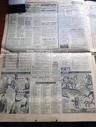 Hürriyet Gazetesi - Turkish Newspaper - 20 Kasım 1969 - Ay'da üç buçuk saat gezdiler - astronot Conrad ve Alan Bean 1 dakika 17 saniyelik gecikme ile Ay'a düzgün bir iniş yaptılar fotoğraf - İzmir fuarının erkek fili Pakbahadur eşsizlikten duvarlara tırmanmaya başladı fotoğraf - polisin karnı prim sistemi ile doyacak - Yeni İçişleri Bakanı Haldun Menteşoğlu haksızlığa yolsuzluğa paydos dedi - müthiş Türk Esat Selçuk hürriyetine kavuştu - kraliçelerin de kraliçesi seçiliyor - kraliçelerin kraliçesi güzellik müsabakası için Türkiye'den davet edilen Mine Hanzade fotoğraf - Cevdet Sunay Moskova'da - ay toprağında ekilen her bitki mükemmel şekilde büyüyor - Alamanya'dan gelecek mektup yazan çizen Faruk Geç - Tarkan gümüş eyer yazan ve çizen Sezgin Burak - Bossa - antika otomobiller sergisi fotoğraflar - 1919 yılında kullanılan kamyon da sergiyi gezenlerin dikkatini çekti fotoğraf - 1924 yılının çok sevilen otomobili Fotoğrafı - bizimkiler çizen Sezgin Burak - Commer kamyonetler
