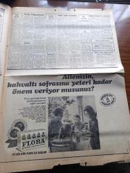 Hürriyet Gazetesi - Turkish Newspaper - 21 Kasım 1969 - astronotların ay sefası bitince Aydan dünyaya dönüş başladı - Apollo 1 ile Ay'a bir iniş yapan Conrad ile Bean  Ay'da iki defa yürümüşlerdir fotoğraf - Mine Hanzade Hollywood yolcusu fotoğraflar - Başkan Cevdet Sunay Brejnev ile beklenmedik görüşme yaptı - yere düşen astronot Charles Conrad ölümden kurtuldu - Ay ikinci defa fethedilince kameri tarikatı ikiye bölündü - Çanakkale valisi Celal Tüfekçi emniyet genel müdürü oldu - şampiyon boksör Muhammed Ali Clay şimdi ring yerine sahnede alkış topluyor fotoğraf - İstanbul polisinin köpekleri Caki ve Baron arama tarama yaptı fotoğraf - sanat okulu boykotları olaylara yol açtı - Tarkan gümüş eyer yazan ve çizen Sezgin Burak - Alamanya'dan gelecek mektup yazan çizen Faruk Geç - Gediz dağları eşkiya dolu - 58'li telefonlar yılbaşına kadar çalışacak - Flora sofra margarini - Avrupa'nın bir numaralı hovardası Günter Sachs Ve sevgilisi Mirja Larsson av köşkü'ne kapandı fotoğraflar