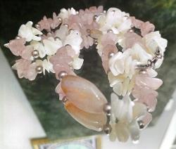 SEDEF PEMBE KUVARS DOĞAL TAŞ KOLYE UZUNLUK 28 CM