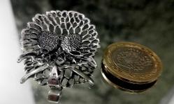 BAYKUŞ FORMUNDA DAMGALI GÜMÜŞ KOLYE UCU  7,94 GR