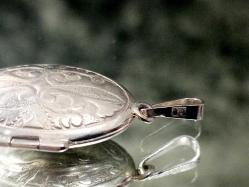 GÜMÜŞ RESİMLİK KOLYE UCU  3,84 GR