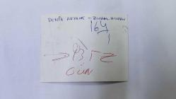 YEŞİLÇAM OYUNCUSU ve 1969 TÜRKİYE GÜZELİ ZUHAL AKTAN'IN ORİJİNAL FOTOĞRAFI - 8,5 x 6,5 cm EBADINDA - ZUHAL AKTAN, DENİZ ARIKUT'LA BİRLİKTE KAHVE İÇERKEN ÇEKİLMİŞ BİR KARE