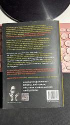 GENÇ RÖNESANS - DİJİTAL YARATICILARIN HAYATTA KALMA REHBERİ - MU TUNÇ - KARAKARGA YAYINLARI BİRİNCİ BASKI 2021 İÇİNDE AYRACI DA VAR... - YAZARINDAN İMZALI VE DE İTHAFLIDIR...