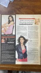 VATAN KIRMIZI YAŞAM KÜLTÜR DERGİSİ - SAYI : 13 - 30 MAYIS 2004 -CANSU DERE – DENİZ AKKAYA – SEVİNÇ AKYILDIZ – BRAD PITT – CHE GUEVARA – BENICIO DEL TORO – NAOMI WATTS – SEAN PENN – PICASSO – SERDAR MUTLU – GÜNEY ÖZTÜRK – AYŞE MEHVEŞ EVİN – FATOŞ YALIN – SAVAŞ ATALAY – ERDAL ÇELEBİ – ALİ NAZIM ONARAN – YUSUF GÖKÇEK – DUYGU AYIN – SERKAN BAYOĞLU – BETÜL ARK – AHMET ERÜLKEBAŞ – NESLİHAN MESUTOĞLU – YENAL BÖKEER – DENİZ KESKİNKILIÇ – YİĞİTER ULUĞ – CAROLINE GRIMALDI – GRACE KELLY – STEPHANIE GRIMALDI – STEFANO CASIRAGHI – ANDREA CASIRAGHI – CHARLOTTE CASIRAGHI – PRENS WILLIAM – PRENS ALBERT – PHILIPPE JUNOT – ERNST AUGUST – HUBERTUS HERRING FRANKENDORF – CAROLINE SIEBERT – PIERRE CASIRAGHI – SİMGE SELÇUK – LARA SAYILGAN – HAKAN KÜLTÜR – HÜSEYİN – ONUR BAŞTÜRK – NAZAN ATAR – SADRİ ALIŞIK – MEI/MOSES ENDEKSİ – ART CAPITAL  KOLESTEROLÜ DÜŞÜRMEK – YERLİ SEX AND THE CITY – SINAV AYI – OSCAR’A ADAY 21 GRAM – EN DEĞERLİ YATIRIM ARACI SANAT – AŞK BAĞIMLILARI TEDAVİ İSTER – SOKAK ARASIN  - 38 SAYFA