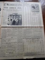 Hürriyet Gazetesi - Turkish Newspaper - 10 Kasım 1949 - büyük yasımızın on birinci yıldönümü - Atatürk'ün fotoğrafı - bugün ebedi şef Atatürk'ü anacağız - Üçler Dün Paris'te çalışmaya başladılar - Başbakan Şemsettin Günaltay Çanakkale'de - Dışişleri bakanımız Necmettin Sadak dün bir basın toplantısı tertip etti - Atıf Ödül'ün askerliği meselesi - Avrupa'ya silah yardımı başlıyor - Hitler'in sığınağında son günler yazan Yüzbaşı Gerhard Boldt Yazı Dizisi - şehir tiyatrosu temsilleri saat 20.30'da başlıyor - Türk prensesi Nilgün yazan Refik Halit Karay Yazı Dizisi - Rita Hayworth'un yapacağı doğum Radyo ile yayınlanacak - Atatürk ve göktürkler yazan Nihat Sami Banarlı - Tavaf şiiri yazan İbrahim Alaaddin Gövsa - tepkili Süpersonik stratosfer uçakları yapıldı - tarihi sofra yazan Faruk Nafiz Çamlıbel - yabancı gözüyle Kemal Atatürk - On bir yıl evvel bugün fotoğraflar - 10 Kasım 1938 Perşembe saat 9'u 5 geçe Dolmabahçe sarayı Fotoğrafı - bütün Türk milleti yana yakılan Atasına ağlıyor