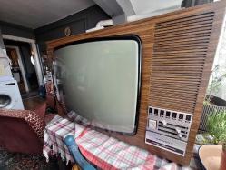 Grundig Eski TV - Arızalı - Açılmıyor -
