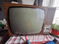 Grundig Eski TV - Arızalı - Açılmıyor -