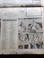 Hürriyet Gazetesi - Turkish Newspaper - 25 Ağustos 1968 - Romanya diken üstünde - Rusların kuzeyden Bulgarların da güneyden ülkeyi kuşatması üzerine Rumen ordusu dün sabah alarm haline geçirildi - Mareşal Tito bağımsızlığımızı her tehdide karşı savunacağız dedi - Çek halkı hıncını Doğu Almanyalı turistlerden alıyor Özkan Şahin Çek Avusturya sınırından bildiriyor - çekoslavakya'da Hürriyet hareketinin lideri Dubçek'de Moskova'da fotoğraf - cumhurbaşkanı Svoboda fotoğraf - kremlin'de çetin bir pazarlık var - işgal Kuvvetleri kumandanı olan Sovyet generali Orlov dün 7 maddelik bir emir çıkararak kuvvetlerinin dış mahallelere çekilmesini istemiştir - Çekoslavak işçileri artık Rus atom silahları için uranyum çıkarmıyor - işgal haberini öğrenince Dubçek hıçkıra hıçkıra ağladı - Kirli milyonlar yazan ve çizen Faruk Geç - Tarkan Kuzey canavarları yazan ve çizen Sezgin Burak  - Türk profesör Mehmet Akçay hazırladığı suni kalp için alet yaptırmak üzere Amerika'ya gitti - merdivenlerde sevişenler