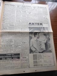 Hürriyet Gazetesi - Turkish Newspaper - 25 Ağustos 1968 - Romanya diken üstünde - Rusların kuzeyden Bulgarların da güneyden ülkeyi kuşatması üzerine Rumen ordusu dün sabah alarm haline geçirildi - Mareşal Tito bağımsızlığımızı her tehdide karşı savunacağız dedi - Çek halkı hıncını Doğu Almanyalı turistlerden alıyor Özkan Şahin Çek Avusturya sınırından bildiriyor - çekoslavakya'da Hürriyet hareketinin lideri Dubçek'de Moskova'da fotoğraf - cumhurbaşkanı Svoboda fotoğraf - kremlin'de çetin bir pazarlık var - işgal Kuvvetleri kumandanı olan Sovyet generali Orlov dün 7 maddelik bir emir çıkararak kuvvetlerinin dış mahallelere çekilmesini istemiştir - Çekoslavak işçileri artık Rus atom silahları için uranyum çıkarmıyor - işgal haberini öğrenince Dubçek hıçkıra hıçkıra ağladı - Kirli milyonlar yazan ve çizen Faruk Geç - Tarkan Kuzey canavarları yazan ve çizen Sezgin Burak  - Türk profesör Mehmet Akçay hazırladığı suni kalp için alet yaptırmak üzere Amerika'ya gitti - merdivenlerde sevişenler