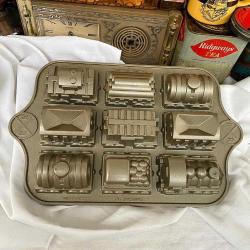 Amerikan NORDIC WARE Tren Seti Kek Kalıbı