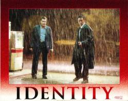 IDENTITY - KİMLİK FİLMİNİN ORJİNAL LOBİ KARTI - JOHN CUSACK, RAY LIOTTA, AMANDA PEET - USA DÖNEM BASKISIDIR - NO: 1