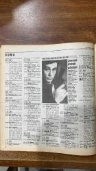 TV CUMHURİYET DERGİSİ - 29 MART 1991 -ALİ ESİN - MERT ALİ BAŞARIR - AYŞE SARITAŞ - HÜSEYİN GÜRBÜZ - ÖMER KURTUL - VEYSEL POLAT - VOLKAN DEMİR - NEVAL ÖZGE - HAKAN SÖZEN - ASENA ÖZKAN - CENGİZ IŞILAY - CUMHUR CANBAZOĞLU - UYGAR EREMEKTAR - NADİR NADİ - HASAN CEMAL - EMİNE UŞAKLIGİL - OKAY GÖNENSİN - AYŞE TORUN - HÜLYA AKYOL - MEHMET ERDUR  YALANCININ MUMU - SELVİ BOYLUM AL YAZMALIM - KADIN DUL KALINCA - KİM BUNLAR? - İŞTE ONLAR - BEŞİKTAŞ-KONYASPOR MAÇI - HAVA DURUMU SUNUCULUĞU - RALLİ SEZONU 1991 - MAVİ NOTA (RADYO3) - AMERİKAN POLİSİYE DİZİLERİ - PAKET PROGRAMLAR - STAR1 REKLAMLARI - BABA SERİSİ (THE GODFATHER) - DENİZCİLİĞİMİZ - GEZEGENLER - DÜNYA VE İNSANLAR - 2000’E DOĞRU - İSHAK PAŞA SARAYI - DÜNYAYI DOLAŞIYORUZ - NBA BASKETBOL - TELE FUTBOL - SPOR PANORAMA - TAŞ DEVRİ (ÇİZGİ FİLM) - SÜREYYA DURU - HÜLYA KOÇYİĞİT - ORÇUN SONAT - NURİ ALTINOK - HÜSEYİN PEYDA - SUZAN AVCI - KAYHAN YILDIZOĞLU - ROBERT REDFORD - DONALD SUTHERLAND - MARY TYLER MOORE - TIMOTHY HUTTON - LEONA  - 30 SAYFA