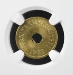 1951 1 kuruş, NGC  MS 64 delikli  çil -Nadir