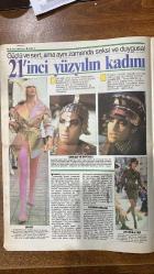HÜRRİYET PAZAR EKSPRES DERGİSİ - 28 EKİM 1990 -  TÜRKAN ŞORAY – MÜJDE AR – SİBEL CAN – SEYYAL TANER – BANU ALKAN – SUNA YILDIZOĞLU – AJDA PEKKAN – FATMA GİRİK – HÜLYA KOÇAK – TURGUT ÖZAL – HÜLYA KOÇYİĞİT – LEYLA SAYAR – NÜKHET DURU – EMEL SAYIN – GÜNGÖR BAYRAK – KAYHAN YILDIZOĞLU – YAPRAK ÖZDEMİROĞLU – BÜLENT KAYABAŞ – ORHAN OLCAY – TÜMER ARGIN – ÇİĞDEM TUNÇ – HARİKA AVCI – SEVTAP PARMAN – ROBERT MITCHUM – YUL BRYNNER – ORHAN ELMAS  VAKILACAK FOTOĞRAFLAR – İNÖNÜ VE DEMİREL’İN BEYİN HARİTALARI – NEREDEN NEREYE – NACİYE NACİYE – O YOLDAN GEÇTİLER – ŞÖHRETİN YOLLARI – YAPRAK VE FATO – GÖÇMEN GÜZELİ – ZİNA VE CEZA HARİTASI - SÜLEYMAN DEMİREL – HÜLYA KOÇAK – ERDAL İNÖNÜ – GÜNER ÜMİT – AZİZ ÜSTEL – BELKIS ÜNLEN – AYSUN KAYACIK – NESRİN İŞÇİ – ORHAN OLCAY – TÜMER ARGIN – FİKRET ERCAN – MEHMET YAŞİN – ŞİNASİ GÜMÜŞEL – LEYLA İSMİER – METE TÜRKBEN – REMZİ ALİŞAN – ŞEVKİ ADALI – NEZİH ALKIŞ – AHMET ALTAN – UĞUR CEBECİ – EROL GÖNENÇ – DOĞAN HIZLAN – ERUĞRUL ÖZKÖK – HALUK ŞAHİN – ESEN ÜNÜ- 30 SAYFA