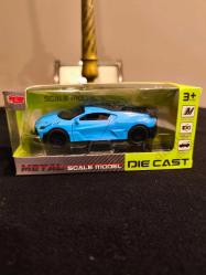 Sıfır Kutusunda Metal Araba