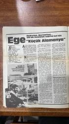 HÜRRİYET PAZAR  DERGİSİ - 25 MAYIS 1986 -ÜNSAL YÜCEL – ÇAĞRI YÜCEL – MAHMUT YILDIR – JEAN WIART – HALUK ŞAHİN – TURGUT ÖZAL – NAİM TİRALİ – SAİT FAİK – RAFFAELLA CARRA – ADRIANO CELENTANO  DOÇENTİN ÖLÜMÜ – YÖK VE GEÇİM SIKINTISI – KAHRAMANMARAŞLI MAHMUT USTA’NIN METREYLE DONDURMASI – ÖZGÜRLÜK HEYKELİ’NİN 100. YAŞ GÜNÜ – İSTANBUL HATIRASI – YABANCI BASINDA TÜRKİYE – FİNANCIAL TIMES TÜRKİYE EKİ – AVRUPA’YA YÖNELİM – ÖZAL’IN YÜKSELEN YILDIZI – AET ÜYELİĞİ TARTIŞMALARI - HASO DAYI – HÜDAL ARAZ – STANKOVIC – HAKKI ATUN – DERVİŞ EROĞLU – DR. ALİ ATUN – ATA ATUN – ONAY FADİL – BORA ATUN – RİFAT ATUN – SELMA TÜKEL – MÜSLİM KIRKAĞAÇ – SEBAHAT ÇAMAY – NESLİHAN AKKOVA – TUFAN AKSOY – LEYLA İSMİER – HALUK ŞAHİN – ŞEVKİ ADALI – AHMET ALTAN – ESTAK AYKAÇ – UĞUR CEBECİ – NECATİ DOĞRU – FİKRET ERCAN – EROL GÖNENÇ – DOĞAN HIZLAN – ERTUĞ KARAKULLUKÇU – AHMET ÖRS – ÇETİN ÖZBAYRAK – ERCAN SAN – MEHMET TÜRKER – ESEN ÜNÜR – RIDVAN YELEKÇİ – HASAN YILMAER – ERGİN İNANÇ – ERSİN BURAK   - 18 SAYFA