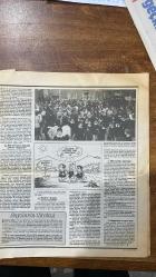 PAZAR HÜRRİYET DERGİSİ - SAYI : 140 - 18 EYLÜL 1988 - HAYDİ ÇOCUKLAR OKULA - FİKRET ERCAN – MEHMET YAŞİN – ŞİNASİ GÜMÜŞEL – LEYLA İSMİER – METE TÜRKBEN – REMZİ ALİŞAN – ŞEVKİ ADALI – NEZİH ALKIŞ – AHMET ALTAN – UĞUR CEBECİ – EROL GÖNENÇ – DOĞAN HIZLAN – ERTUĞRUL ÖZKÖK – HALUK ŞAHİN – ESEN ÜNÜR – HASAN YILMAER – ECE ALTON – KEMAL SUNAL – ZUHAL OLCAY – YALIN ALPAY – JACK LONDON – JOHN STEINBECK – DOSTOYEVSKİ – EROL DİKSOY – PROF. DR. ATALAY YÖRÜKOĞLU  ÖĞRENCİ HARİKALAR DİYARINDA – 7 MİLYON OKULDA 1,5 MİLYON AÇIKTA – ÇOCUĞUNUZA BAĞIMSIZLIK TANIYIN – TOPLAMA ÇIKARMA ALFABE BAHÇE – BU OKUL İŞTE – UCUZA OKUMAK RÜYA – GÖZE KULAĞA DİKKAT – OKUL HALİ – HAYDİ ÇOCUKLAR OKULA – ARKADAŞLARIMI ÇOK ÖZLEDİM – GENÇLİĞE ÖNEM VERİLSİN – LÜKS LİSTE – KIRTASİYE DÜNYASI ARTIK BİR CENNET – ÖĞRETMENE BÜYÜK GÖREV DÜŞÜYOR - ÖĞRENCİ HARİKALAR DİYARINDA - UCUZA OKUMAK RÜYA -  ÖĞRENCİ HASAN CELAL GÜZEL’DEN BAKAN HASAN CELAL GÜZEL’E – 178 GÜNLÜK İLKÖĞRETİM MARATONU – 7 MİLYON OKULDA 1.5 MİLYON AÇIKTA – ÇOC-14 SAYFA