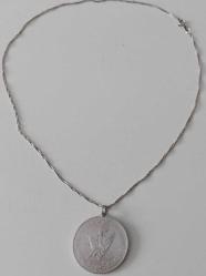 1960 İHTİLAL PARASI ON LİRA GÜMÜŞ HAKİMİYET MİLLETİNDİR İBARELİ GÜMÜŞ ZİNCİRLİ ORİJİNAL KOLYE 3C1RRR1 ÇOK NADİR