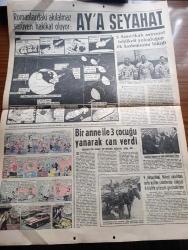 Hürriyet Gazetesi - Turkish Newspaper - 24 Aralık 1968 - büyük denemenin en mühim günü fotoğraf - Apollo 8 Ay etrafında dönüşe başlıyor - Bir balon Ay'a gitmiş diyorlar Bir hafta sonra dövecekmiş ancak 17. Asrın bir ninnisi bugün gerçek oluyor - İnce Memed'in devamını Yaşar Kemal Hürriyet için yazdı - kalp nakli için bekleyen alıcı hasta Refik Kum öldü - Süleyman Demirel özel Bayram ziyaretini aktör Muammer Karaca'ya yaptı fotoğraf - yakında Paris'te bindallı elbiselerden bir sergi açılacak - İstanbul Ankara İzmir Radyosu Programı - Gönül Avcısı yazan ve çizen Faruk Geç - Tarkan Honoriva'nın yüzüğü yazan ve çizen Sezgin Burak - oğlunun idamından haberi olmayan Hasan Polatkan'ın annesi Hacı Gülsüm Polatkan öldü - 3 Amerikalı astronot Frank Borman James Lovell ve William Anders tehlikeli yolculuğun ilk kademesini bitirdi fotoğraf - Amerikalı 3 astronotun Cape Kennedy'den havaalanıştan Pasifik'e inişe kadar 147 saat sürecek yolculuğunun şeması - Belediye Başkanı Erdoğan Özlüşen