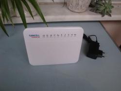 TURKCELL - HUAWEI HG552e 300 Mbps 4 PORT KABLOSUZ ADSL 2/2+ MODEM + ADAPTÖR - İHTİYAÇ FAZLASI SORUNSUZ CİHAZ