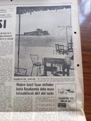 Hürriyet Gazetesi - Turkish Newspaper - 23 Haziran 1964 - Metin Toker washington'dan bildiriyor Johnson İsmet İnönü ile Papandreu'yu bir araya getirmek arzusunda - İsmet İnönü Beyaz Saray'da Johnson ile görüştü fotoğraf - Beyaz Sarayda Dün haremlik selamlık vardı - Grivas kıbrıs'taki Rum mevzilerini ziyaret etmiş - Rusya Enosis ve taksim'in aleyhinde olduğunu bildirdi - Rusya Makarios'a 30 milyon sterlin kredi veriyor - kayıp çocuk bulunca idamı istenen sandalcı Güney Günal serbest bırakıldı - toto'da 10 kişi 13 maçı bildi - Kıbrıslı Türklerin bütün ümidi Amerika görüşmelerinde - Bir hayal uğruna çizen Faruk Geç - bizimkiler yazan Kemal Bisalman çizen Sezgin Burak - İstanbul Ankara Radyosu Programı - TAM sigorta - Tursil - kesenize göre yaz tatili Kuşadası - Kuşadası'nda 10 ile 25 liraya yemek yenebilir - İzmir'den kuşadası'na otobüsle de gidilir - Kuşadası'na isim veren ada fotoğraf - Kuşadası'nda Zorlu balıkçılık olur Eşref Şefik anlatıyor - Tusan oteli - Gökler hakimi Gordon