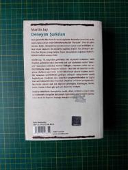 Deneyim Şarkıları - Evrensel Bir Tema Üzerine Modern Çeşitlemeler / 1. Baskı