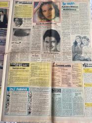 TERCÜMAN GAZETESİ İNCİ İLAVESİ DOĞUM GÜNÜ HEDİYESİ (Türkish Newspaper) - 25 MAYIS 1984 - 4 SAYFADIR -Tekin Akmansoy-Leman Cidamlı-Hülya Koçyiğit-Safiye Ayla-Charles Bronson-Berhan Şimşek-Sevim Özen-Münir Özkul-Renat Fosforoğlu-Sabahattin Işık-Pearl S. Buck-Nur İçözü-Dr. Kamran Şenel-Nabilzâde Nazım-Jack Nicholson-Angélica Huston-Lana Turner-Liz Taylor-Aric Shaw-Les Becker-Fred May-Robert Eaton-Ziya Şafak  inci-Hülya Koçyiğit’in Firarı-Çok sesli mi çok sazlı mı-Charles Bronson karısının bir dediğini iki etmiyor-Seninle Yaşamak-İki Aşk Arasında-Kadın ve Ev-Güzlük seçerken-Uzun süre 30 yaşında kalabilirsiniz-Yüz cimnastiğinin yararı-Romizmal-Artrit nedir-Bir Hikaye Aşkımız ölmeye mahkûmmuş-İnci Falınız-Fatoş’la Başbaşa-İki uzay filmi dünya hasılat rekoru kırdı-Dünkü ve bugünkü Lana Turner-Sevgi sözlüğümden evlenme kelimesini attım-Keloğlan-Pasaklıgiller-Bay Ortadirek