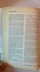 TÜRKİYE GÜNLÜĞÜ ÜÇ AYLIK FİKİR VE KÜLTÜR DERGİSİ - BAHAR 2006 SAYI: 84  YALÇIN KOÇ - M. ŞÜKRÜ HANİOĞLU - AHMET TURAN ALKAN - HASAN CELAL GÜZEL - EROL GÖKA - MURAT BEYAZYÜZ - A. NURİ YURDUSEV - M. NACİ BOSTANCI - AZMİ ÖZCAN - MEHMET KEREM DOKSAT - GÖKHAN ÇETİNSAYA - E. LÂLE DEMİRTÜRK - TURHAN YÖRÜKAN - CAZİM GÜRBÜZ - MEHMET TURGUT  MİLLÎ KİMLİK: TÜRK-İSLÂM SENTEZİ Mİ, TEVHİDİ Mİ - ANADOLU MAYASI - MAX WEBER VE İSLÂMİ CALVİNİSTLER - ANADOLU KAPLANLARI VE MUHAFAZAKÂR BUNALIM - BU MAZLUM, LAKİN VAKUR MİLLET - HER KİMLİK ULUSAL KİMLİK DEĞİLDİR - İSLÂM NİÇİN VE HÂLÂ AVRUPA’NIN ÖTEKİSİDİR - KOLEKTİF KİMLİK - DİNİMİZİ YENİDEN YORUMLAMAK, KİMLİĞİMİZİ YENİDEN TANIMLAMAK - YUNUS VE MEVLÂNÂ “HÜMANİST DÜŞÜRLER” MİYDİ - IRAK’TA YENİ DÖNEM, ORTADOĞU VE TÜRKİYE - AMERİKAN TOPLUMUNDA BEYAZ IRKÇILIĞI ETÜDLERİ - DÖRT ROMANDA SERBEST FIRKA - TAM TAKIM EKSİKSİZ 136 SAYFA
