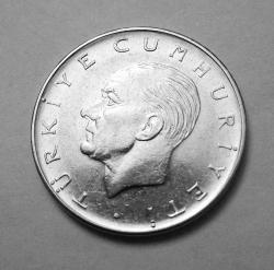 495// 1 Lira (1977) çil