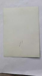 YEŞİLÇAM OYUNCUSU ve 1969 TÜRKİYE GÜZELİ ZUHAL AKTAN'IN ORİJİNAL 3'LÜ FOTOĞRAF SETİ - 18 x 13 cm EBADINDA - ZUHAL AKTAN, EVİNDE DERS ÇALIŞTIĞI ANLARDA LEBLEBİ YERKEN ÇEKİLMİŞ 3 FARKLI KARE