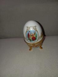 Porselen yumurta . İçine mini obje koymak icin