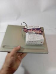 VİNTAGE ZİRAAT BANKASİ METAL TAKVİMLİK ÜZERİNDE 2000 YİLİ TAKVİMİ İLE BERABER