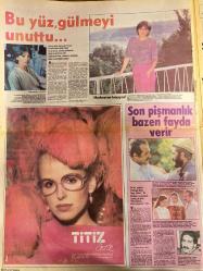 HAFTA SONU GAZETESİ DOĞUM GÜNÜ HEDİYESİ  ( Turkish Newspaper ) - 25 TEMMUZ 1980 -TAM TAKIM 12 SAYFADIR -Filiz Akın-Müjde Ar – Orhan Gencebay – Azize Gencebay – Zeki Müren – Prof. Ağanay – Şakir – Asıf Balıkadamları Derneği – Gönül Akyüz – Gökben – Ajda Pekkan – Fikret Hakan – Nalan – Tahir Meriç – Kadir İnanır – Nazan Özgü – Ahu Tuğba – Nihat – Tarkan Savaş – Türkan Şoray – Tarık Akan  Bal gibi aşk – Ya yalan söylüyor ya intihar ediyor – Şakir Bey günahsız avlar peşinde – Bu iftar sofraları oruç bozar – Bu yüz gülmeyi unuttu – Son pişmanlık bazen fayda verir – Ve Kadir su koyuverdi – Kaza yaptı adam öldürdü ve kurtuldu – Nefesi kuvvetli hoca – Görünmeyen adamın gözüyle – Sahnede bir garip kuş – Tatil yasak – Tarık Akan için zaman durdu  Müjde Ar Orhan Gencebay ikilisi şimdi herkesin dilinde – İkisinin de gözlerinde romantik bir sevgi huzur dolu bakışlar var – Orhan Gencebay’ın sevdiği ve saydığı kadın – Bir yıl önceki ilişki nasıl tazelendi – Azize Gencebay’a göre bu ilahi adalettir –