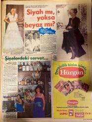 HAFTA SONU GAZETESİ DOĞUM GÜNÜ HEDİYESİ  ( Turkish Newspaper ) - 15 AĞUSTOS 1980 -TAM TAKIM 12 SAYFADIR -Tarık Akan – Hülya Süer – Ferdi Tayfur – Adana’lı İnci Aral – Safiye Fikri – Gönül Yazar – Şenel – Selçuk Alagöz – Kadir İnanır – Ajda Pekkan – Zerrin Egeliler – Emir Fuan – Savaş Sahan – Perihan Savaş – Adalet Tutsakcı – Naci Aral – Kemal – Hülya Koçyiğit – Selim – Hakan – Mehmet Ali Cankes – Zeki Triko – Gülçin – Sevim – Selçuk – Güzin – Gülbin – Sedef – Gönül Yazar – Nehir – Sami Başaran – Muhsin – Gönül – Hürgün  Tarık Akan’ın inkâr ettiği çocuk – Bazen aşk da bir ilaçtır – Bir haftalık dargınlığın içyüzü – Siyah mı yoksa beyaz mı – Şişelerdeki servet – Biz de koruma isteriz – Çok yaşa sen Selçuk – Kadir İnanır’a Fatsa’ya girmek yasak – İşte geldim – Fuar’da bu kadını parçalarlar – Ver daireyi sustur karıyı  Genç bir konsomatris yanında iki yaşındaki oğlu kapı kapı dolaşıp iddia geveleyen – Şantaja pabuç bırakmam – Zevk için değil oğlum için konsomatrislik yapıyorum – Benim çocu