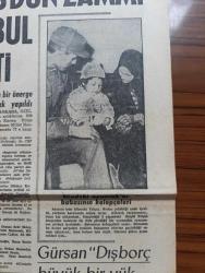 Milliyet Gazetesi - Turkish Newspaper - 27 Mart 1965 - yeni bütçe yazan Abdi İpekçi Başmakale - CHP Meclisi teklif üzerine parti içinde genel af ilan etti - Kasım Gülek dün affedildi fotoğraf - İsmet İnönü parti içinde Birlik arıyoruz dedi - Tunus cumhurbaşkanı Habib Burgiba İsmet İnönü ve Cevdet Sunay ile görüştü fotoğraf - işçiler patronun evinin önünde ücretlerini isteyerek protesto yaptılar fotoğraf - milletvekili ve senatörlere meclis Dün zammı kabul etti - elindeki oyuncaklar babası Hüseyin Yalçın'ın kelepçeleri fotoğraf - Maliye Bakanı İhsan Gürsan dış borç büyük bir yük oluyor dedi - Milli Türk Talebe Birliği yöneticileri siyaset yapmayacak - MTTB ikinci başkanı Yavuz Ulusu Fotoğrafı - Türk İş işçi hareketini kimse bölemez dedi - açık sözlü dost yazan Bülent Ecevit - Tunus ve biz yazan Ulunay - anafor yazan Refik Erduran - sıfırı tüketenler karikatür çizen Turhan Selçuk - Türkiye ve Tunus yazan Tunus cumhurbaşkanı Habib Burgiba - milliyet'e mektup yöneten Faruk Demirtaş