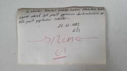 1982-1984 İSTANBUL BELEDİYE BAŞKANI ABDULLAH TIRTIL'IN ORİJİNAL FOTOĞRAFI - 18 x 12 cm EBADINDA - SAKIP SABANCI'NIN ÖNCÜLÜĞÜNDEKİ BİR GRUP İŞ ADAMI ABDULLAH TIRTIL'I MAKAMINDA ZİYARET EDİP ÜST GEÇİT YAPIMININ DURDURULUP ALT GEÇİT YAPIMININ BAŞLATILMASINI RİCA EDERKEN ÇEKİLMİŞ BİR KARE. 23 ARALIK 1982